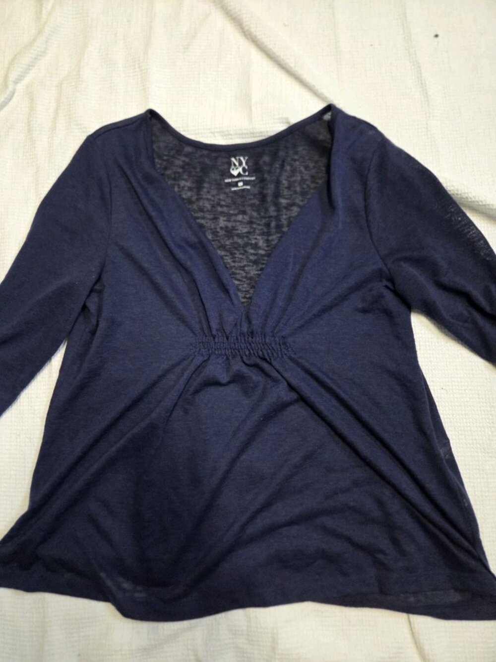 NY & Co Navy blue V-neck Tunic top W/ Ruched Accent 3/4 Sleeve Size XL